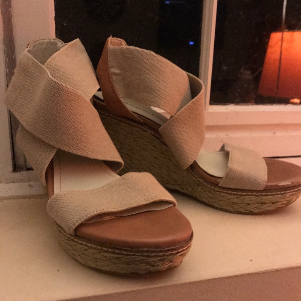Arturo Chiang Jute Heel Wedges